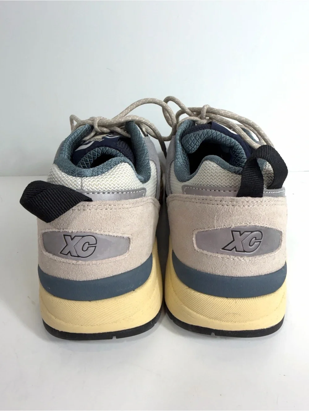 Karhu Fusion XC Unisex Outdoor Trail Sneakers | Gray Blue | US 8 / EU 41.5